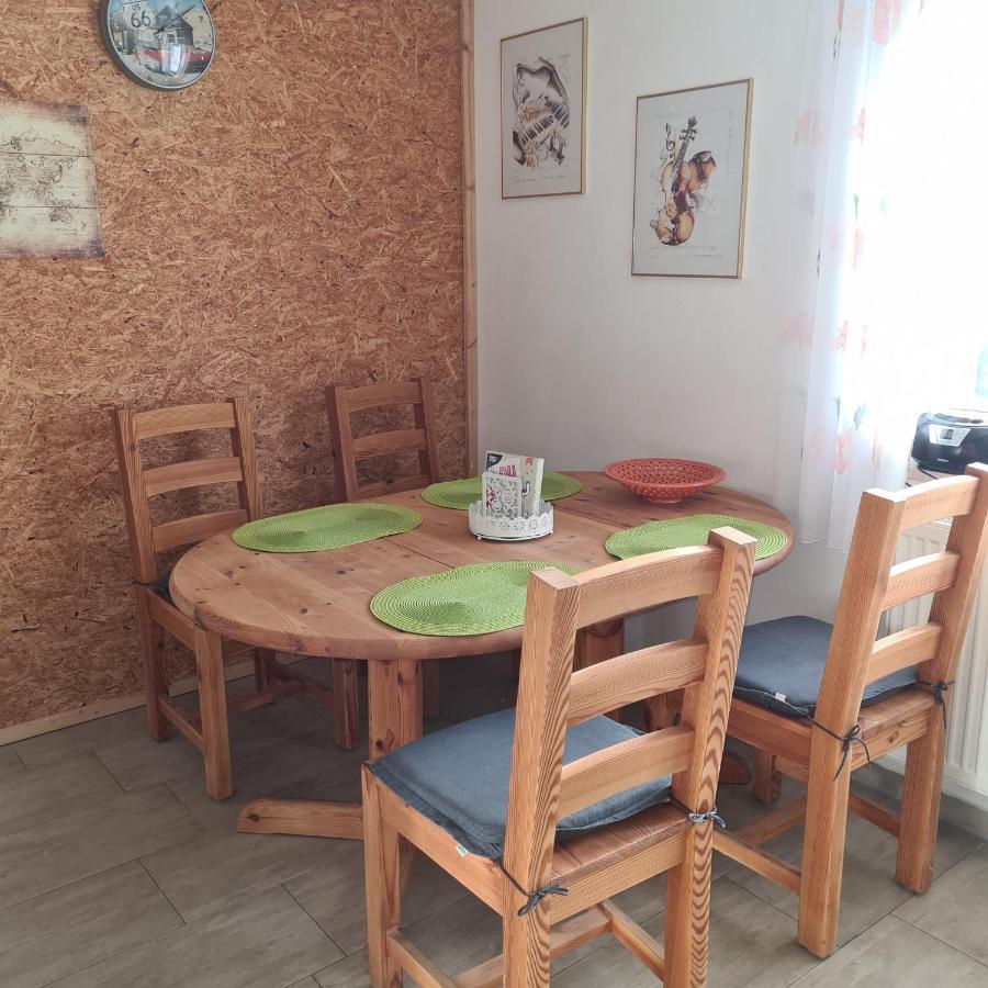 Marienstrasse Apartment Neukirchen vorm Wald ภายนอก รูปภาพ